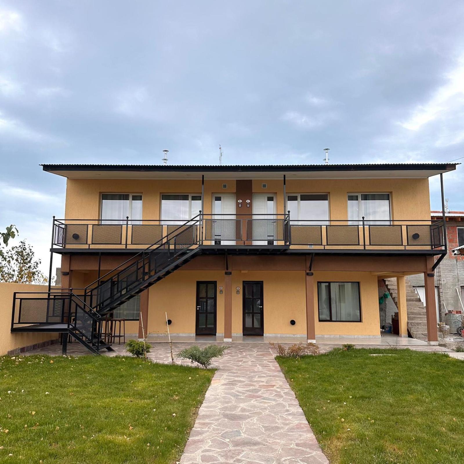 Virgin Of The Rock Apartment El Calafate Exterior photo